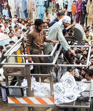 巴基斯坦卡拉奇服裝廠特大火災