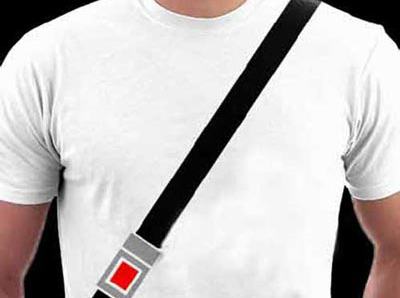 “安全帶T恤衫”到底是在忽悠誰？