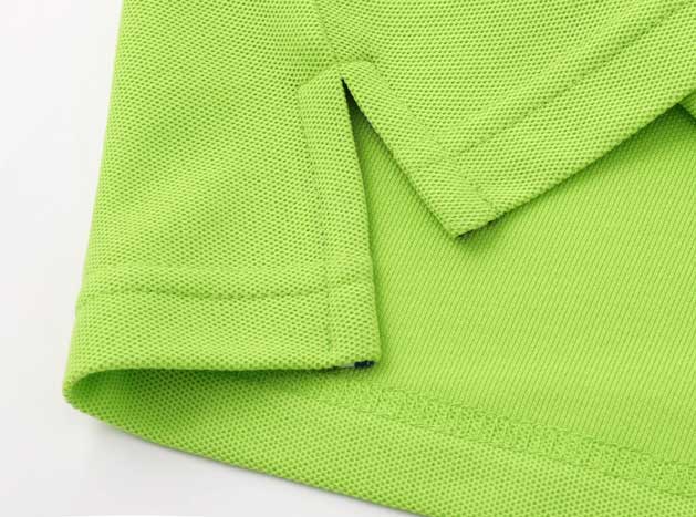 1898號(hào)時(shí)尚翻領(lǐng)短袖POLO衫訂做之成衣下擺叉細(xì)節(jié)展示圖